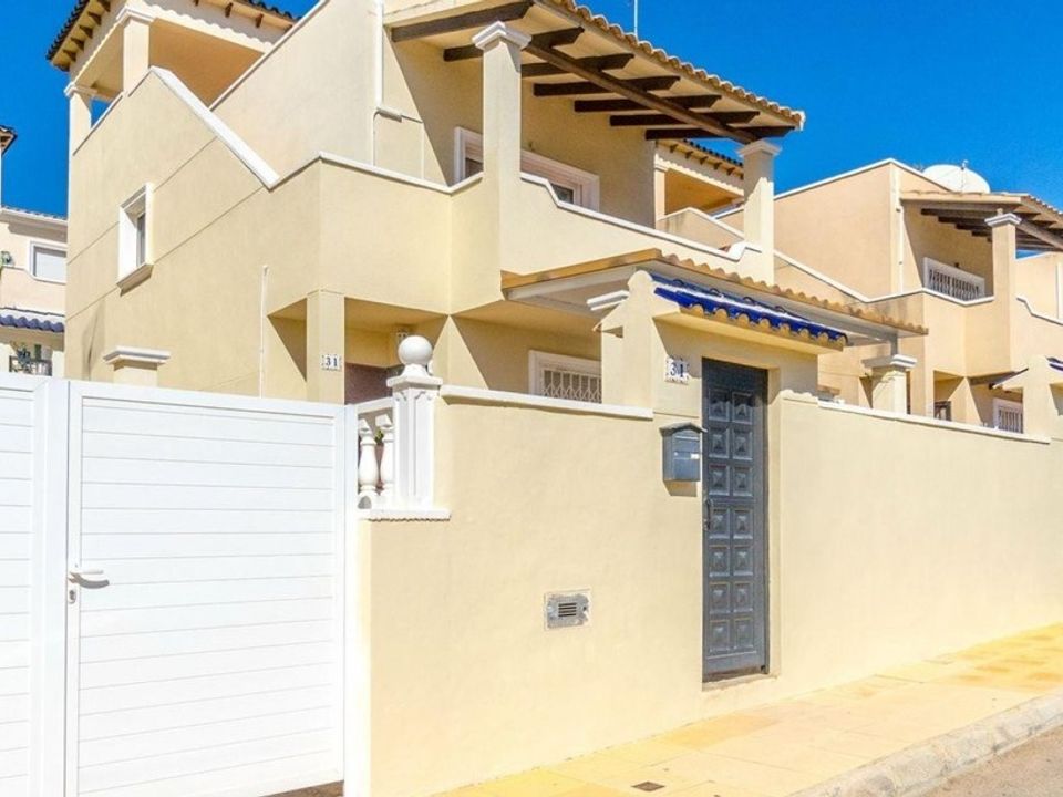 Villa i Orihuela Costa, Alicante - foto 1