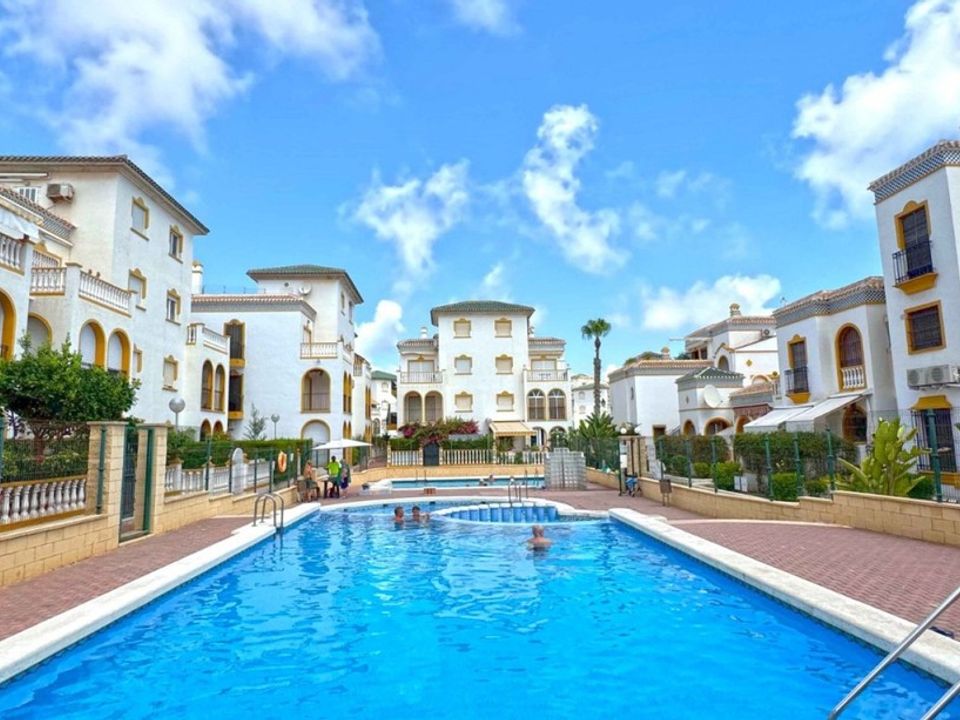 Duplex i Torrevieja, Alicante - foto 1