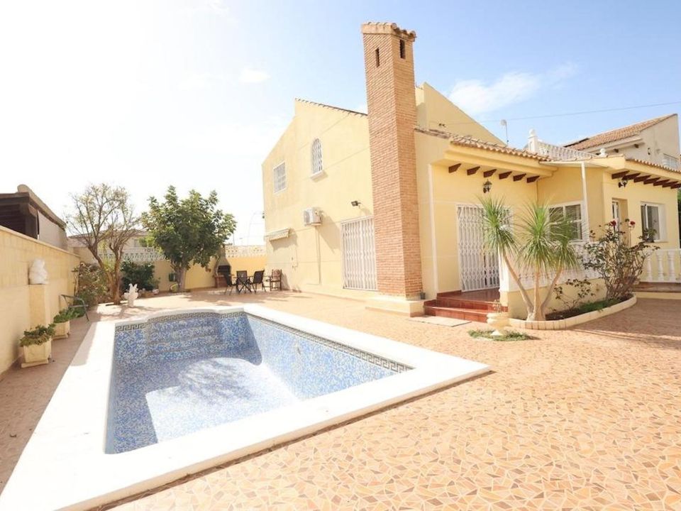 Villa i Orihuela Costa, Alicante - foto 1