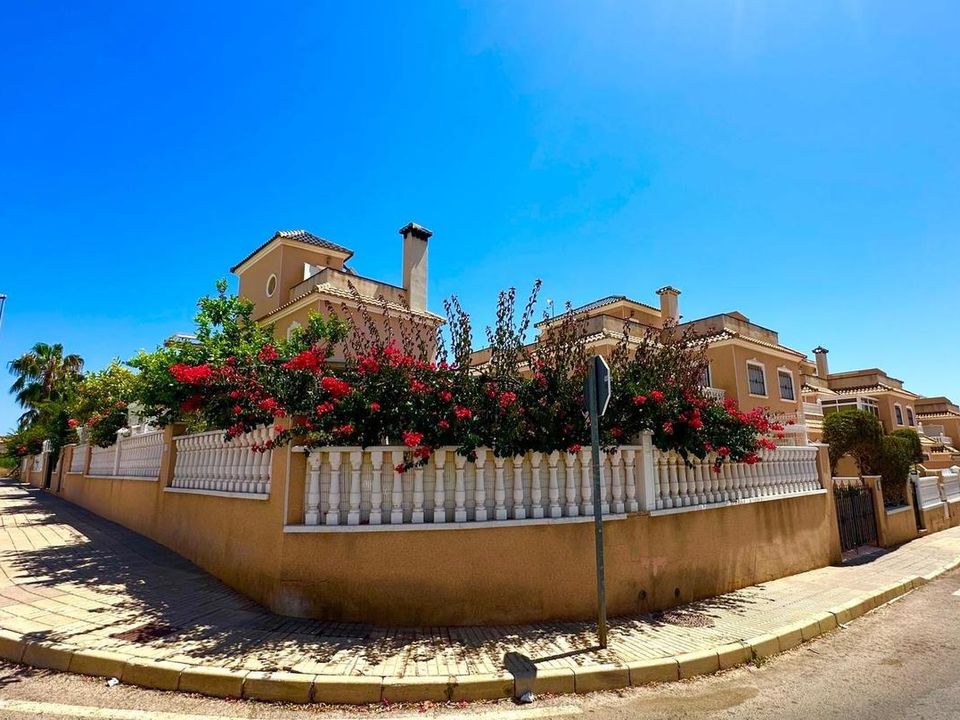 Villa i Orihuela Costa, Alicante - foto 2
