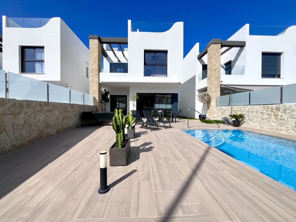 Villa i Punta Prima, Alicante - foto 1