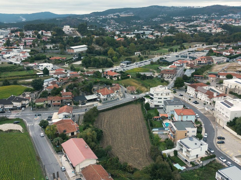 Helårsgrund i Paredes, Porto - foto 2