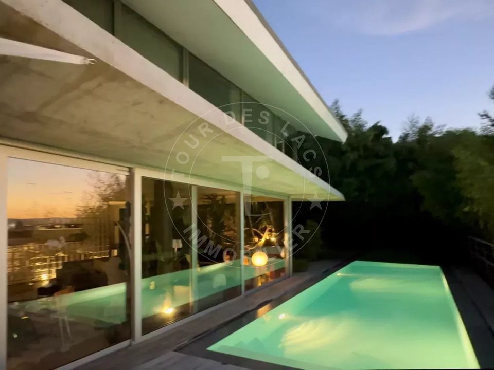 Villa i Saint-Julien-en-Genevois, Haute-Savoie - bilde 1