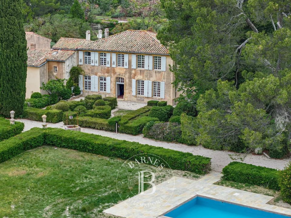 Villa i Aix-en-Provence, Bouches-du-Rhone - foto 1