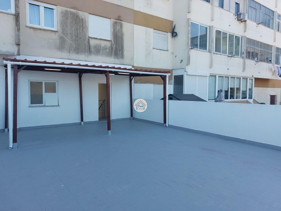 Erhvervsejendom i Barreiro, Setubal - foto 4