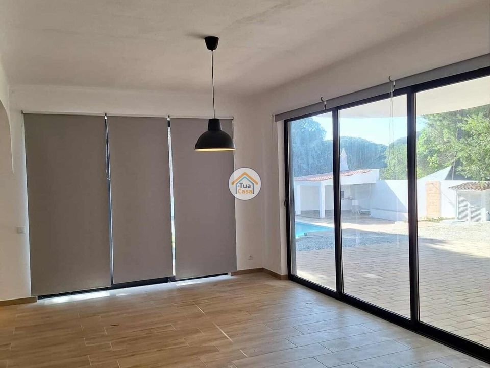 Terraced house in Loule, Faro - photo 1