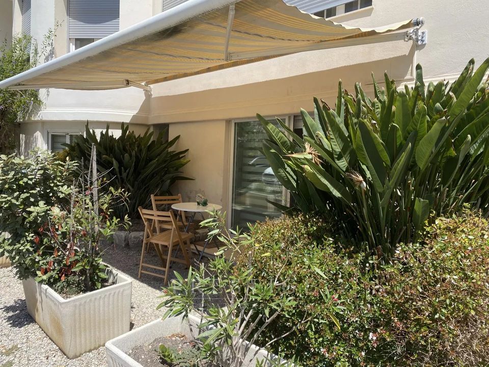 Lejlighed i Juan-les-Pins, Alpes-Maritimes - foto 1