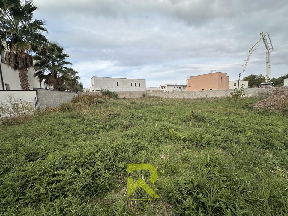 Helårsgrund i Agde, Herault - foto 1