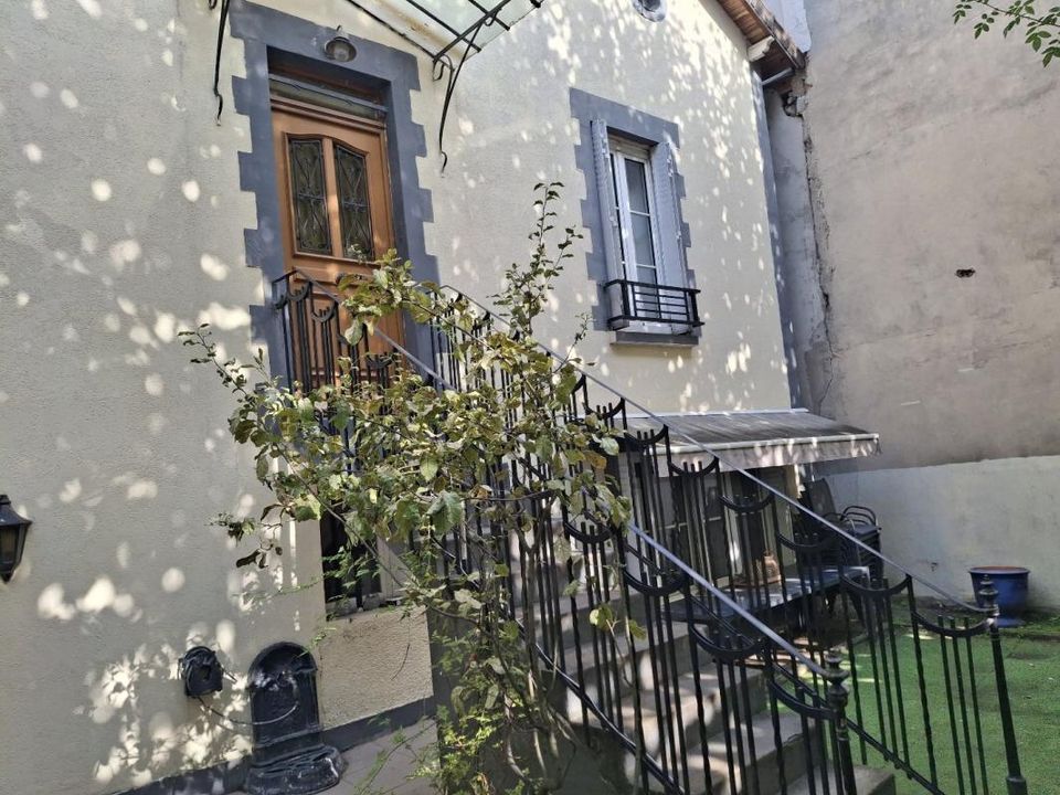 Villa i Montreuil, Seine-Saint-Denis - foto 1