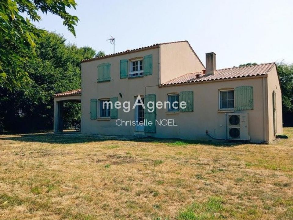 Landejendom i Petosse, Vendee - foto 1