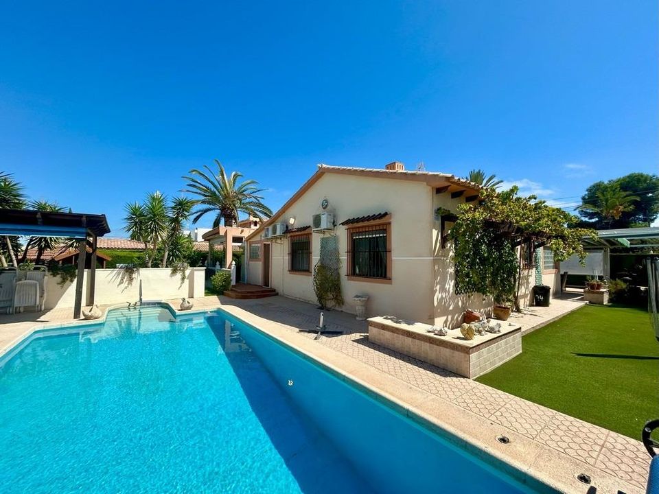 Villa i Cabo Roig, Alicante - foto 1