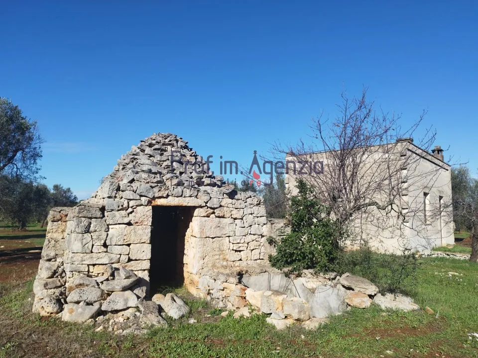 Landejendom i Latiano, Brindisi - foto 1