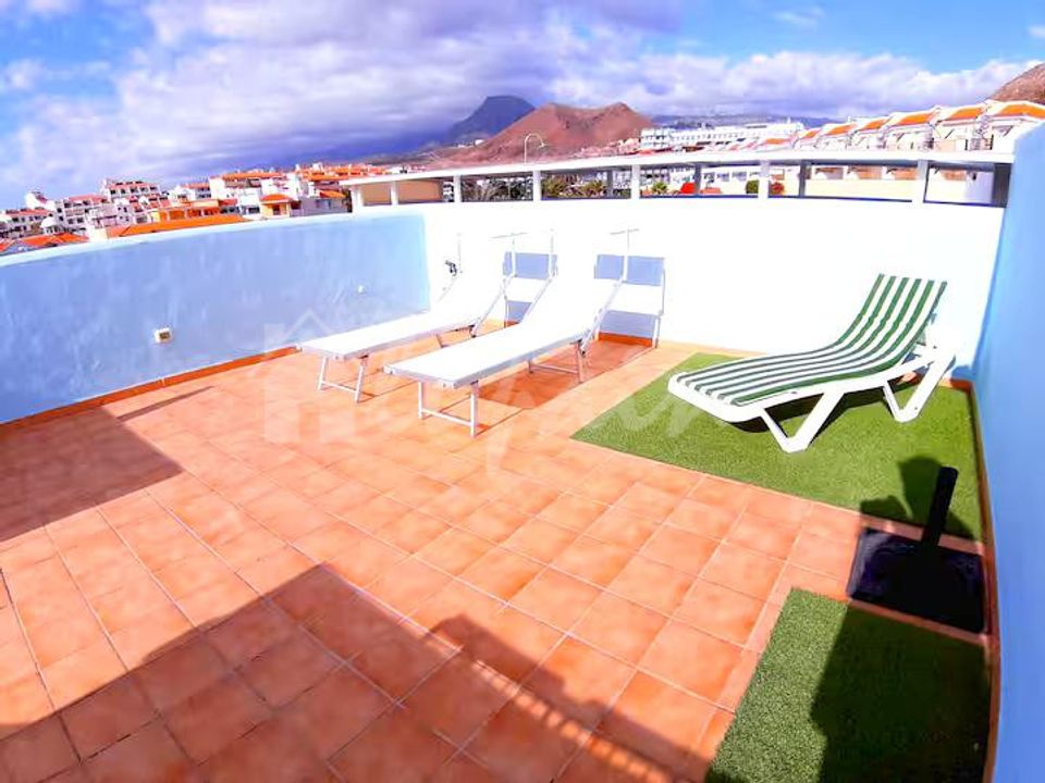 Lejlighed i Playa De Los Cristianos, Tenerife - foto 1