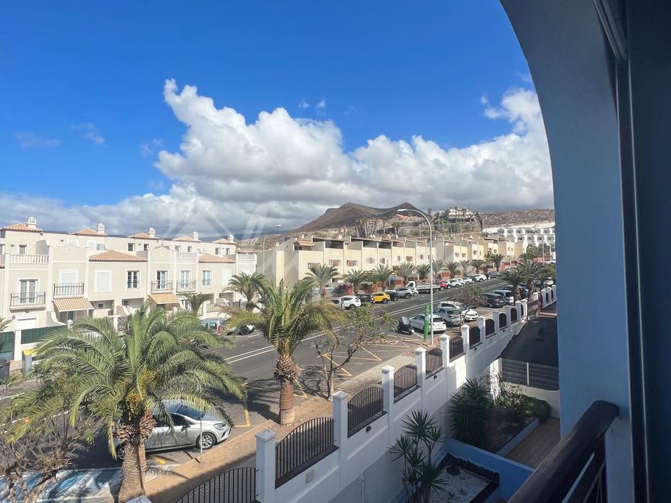 Lejlighed i Playa De Los Cristianos, Tenerife - foto 1