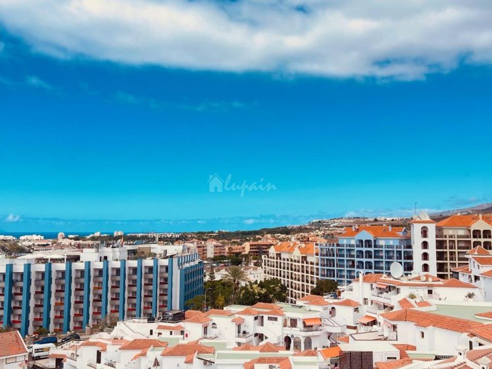 Lejlighed i Playa De Los Cristianos, Tenerife - foto 1