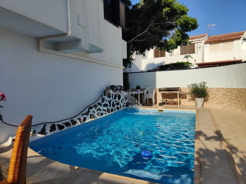 Villa i Costa Del Silencio, Tenerife - foto 1