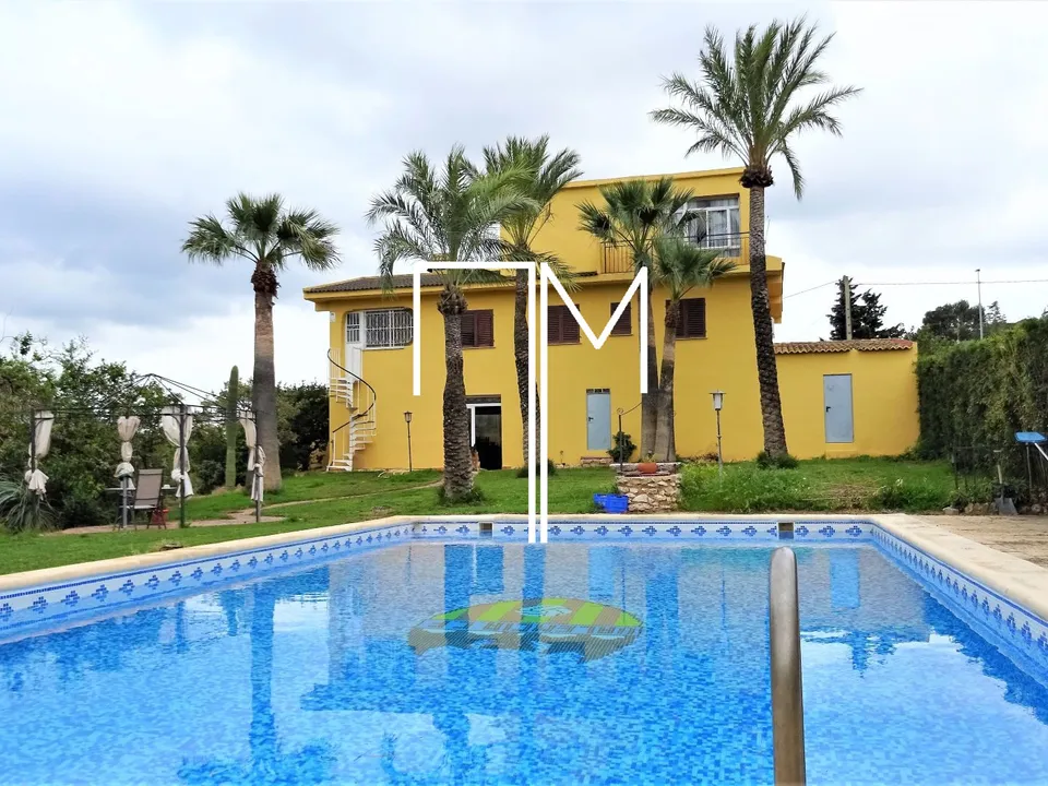 Villa i Alberic, Valencia - foto 1