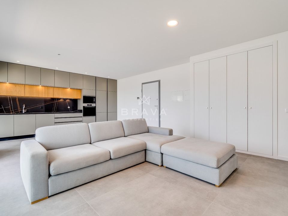Lejlighed i Alcantarilha, Faro - foto 1