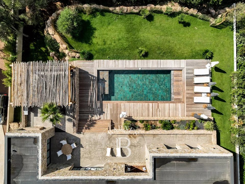 Villa i Sainte-Lucie de Porto-Vecchio, Corse-du-Sud - foto 2