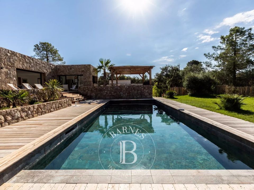 Villa i Sainte-Lucie de Porto-Vecchio, Corse-du-Sud - foto 3