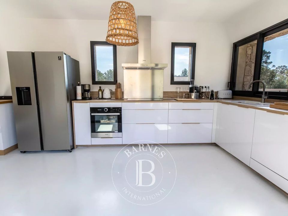 Villa em Sainte-Lucie de Porto-Vecchio, Corse-du-Sud - foto 4