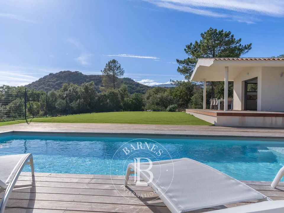 Villa i Porto-Vecchio, Corse-du-Sud - foto 1
