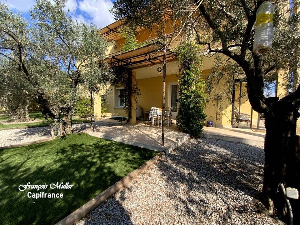 Apartamento en Manosque, Alpes-de-Haute-Provence - foto 4