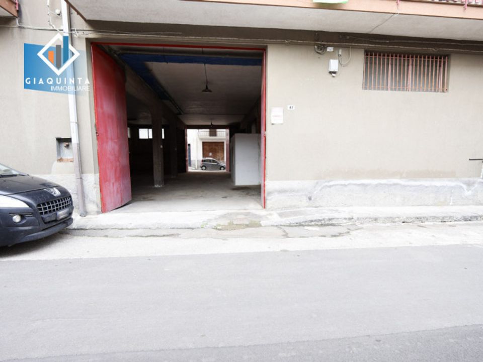 Erhvervsejendom i Palagonia, Catania - foto 3
