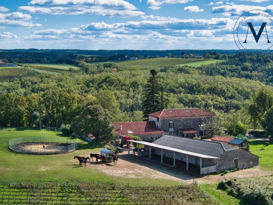 Farm i Tournon-d'Agenais, Lot-et-Garonne - foto 1