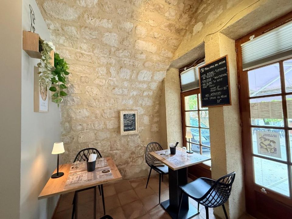 Erhvervsejendom i Montcuq, Lot - foto 3