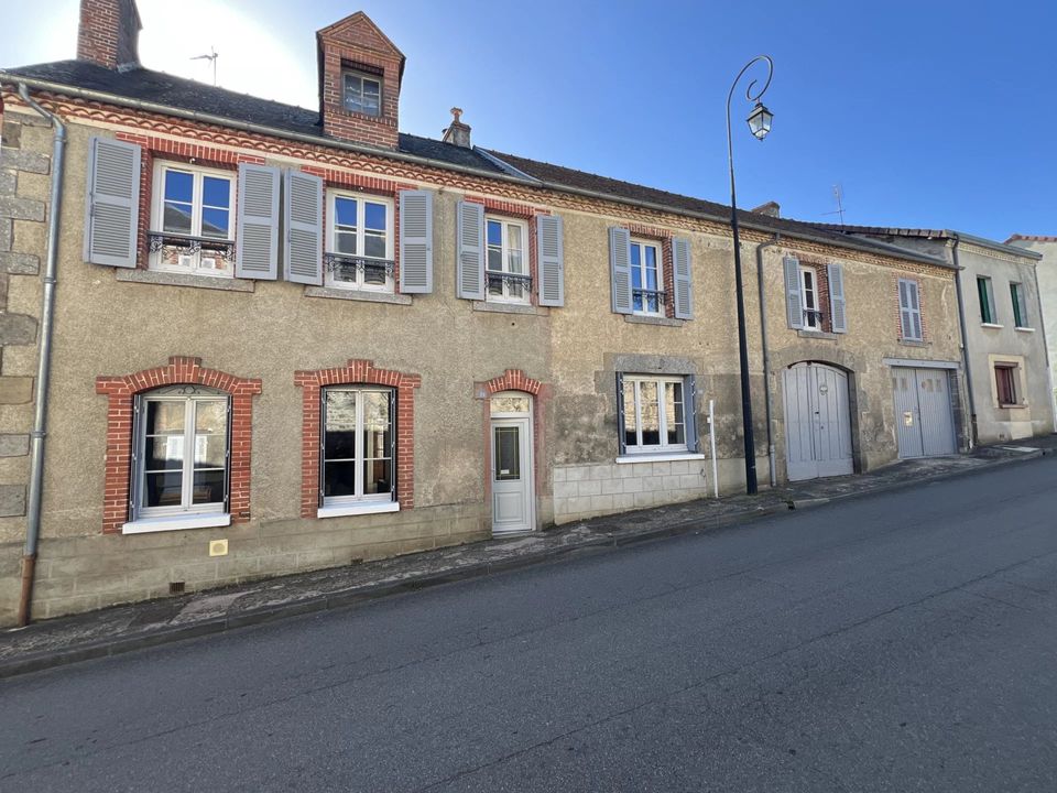 Villa i Magnac-Laval, Haute-Vienne - foto 1