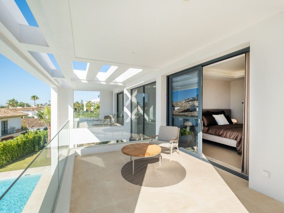 Villa i El Paraiso, Malaga - foto 4