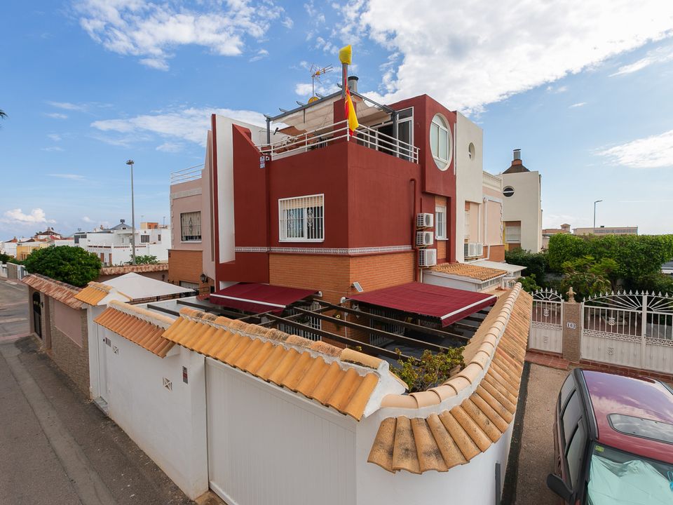 Villa i Los Altos, Alicante - foto 1