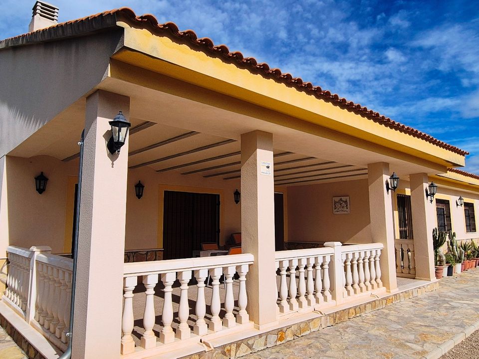 Villa i L'Alqueria D'asnar, Alicante - bilde 2