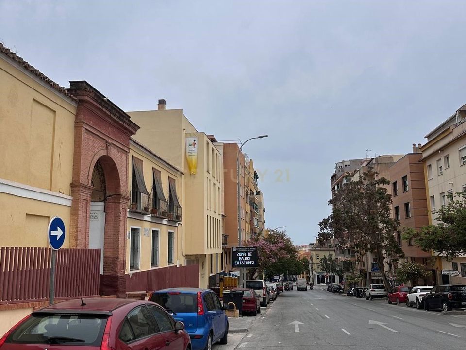 Helårsgrund i Malaga city, Malaga - foto 2