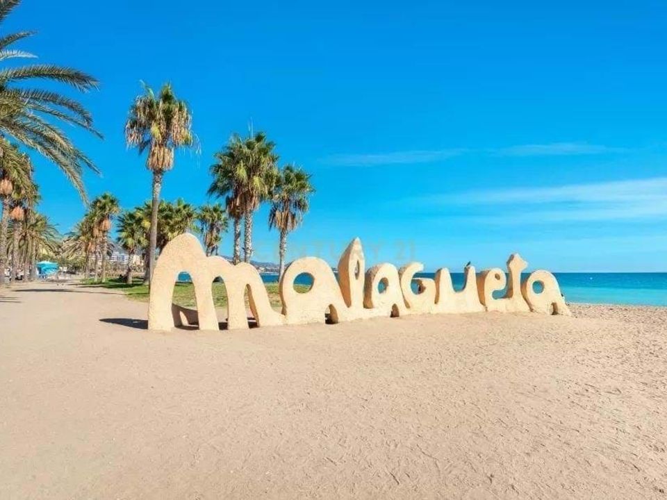 Helårsgrund i Malaga city, Malaga - foto 1