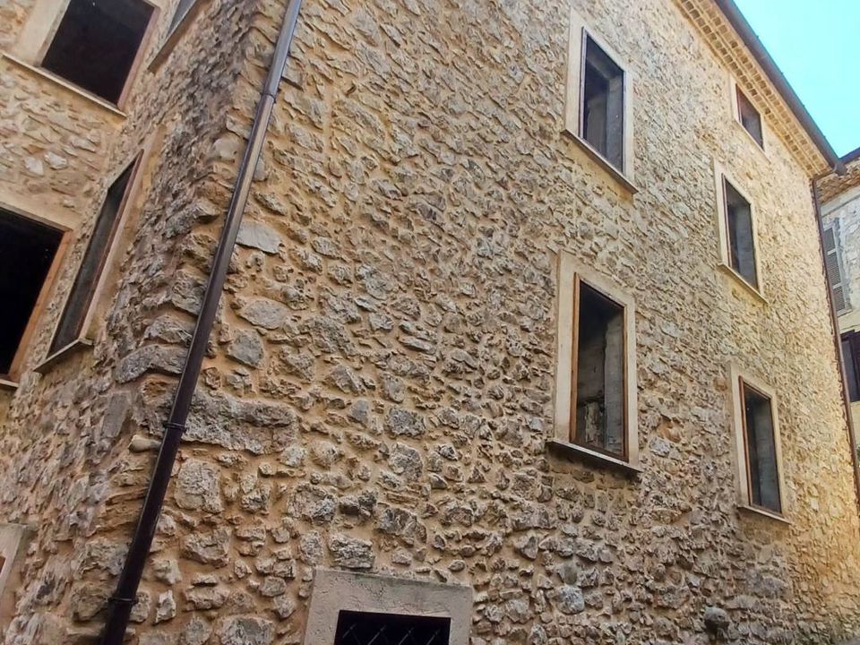 Erhvervsejendom i Amaseno, Frosinone - foto 3