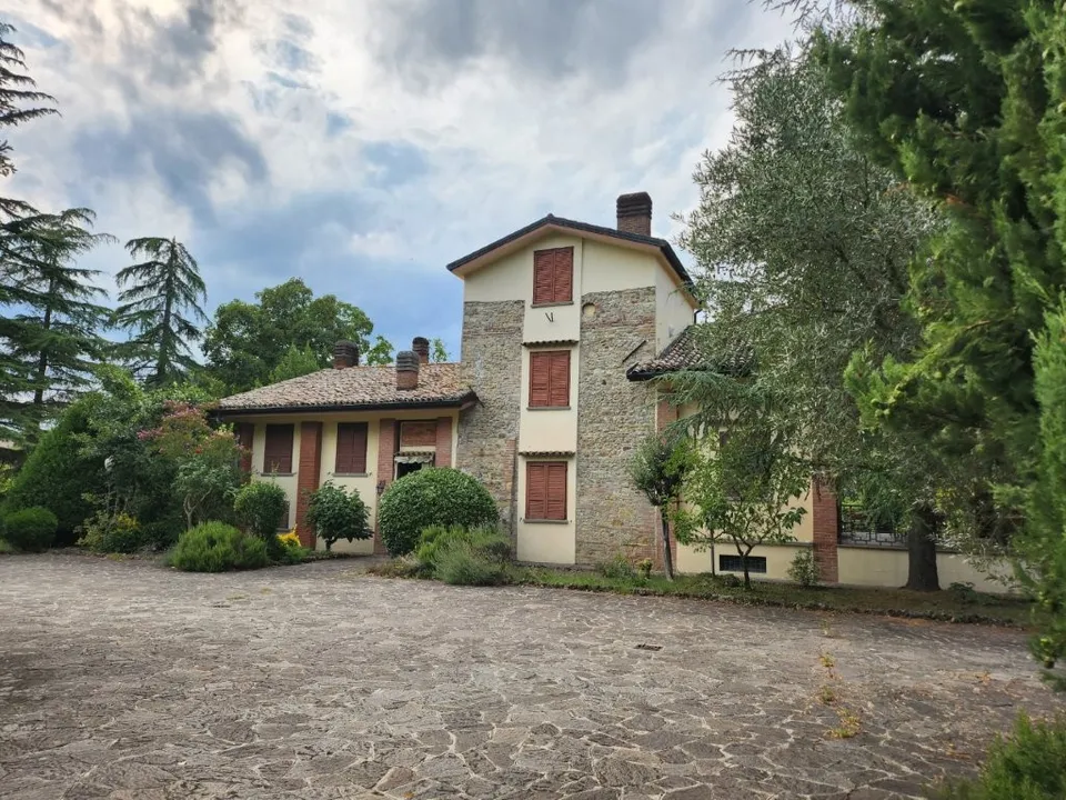 Villa a Salsomaggiore Terme, Parma - foto 1