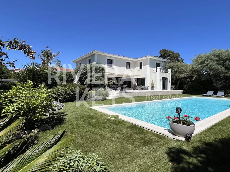 Villa i Antibes, Alpes-Maritimes - foto 1