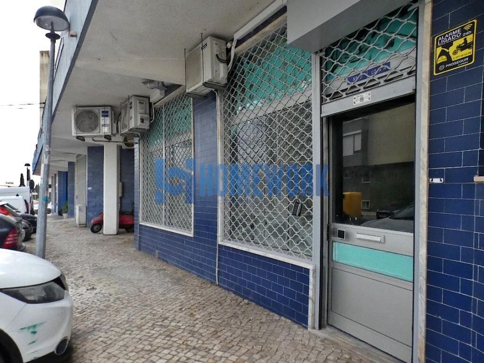 Erhvervsejendom i Loures, Lisbon - foto 1