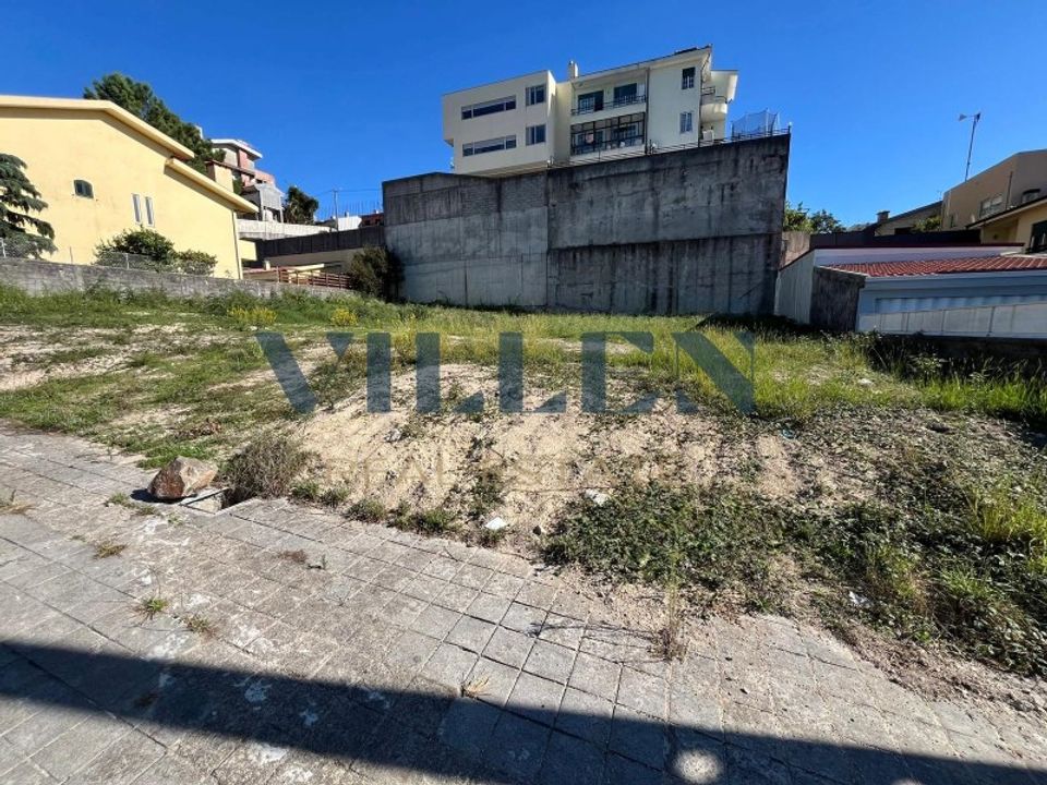 Helårsgrund i Trofa, Porto - foto 1