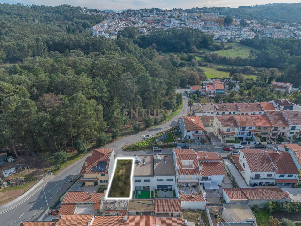 Helårsgrund i Gondomar, Porto - foto 2