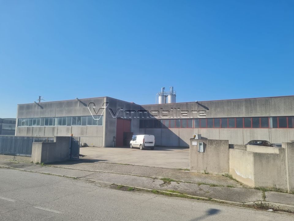 Erhvervsejendom i Ponso, Padua - foto 1