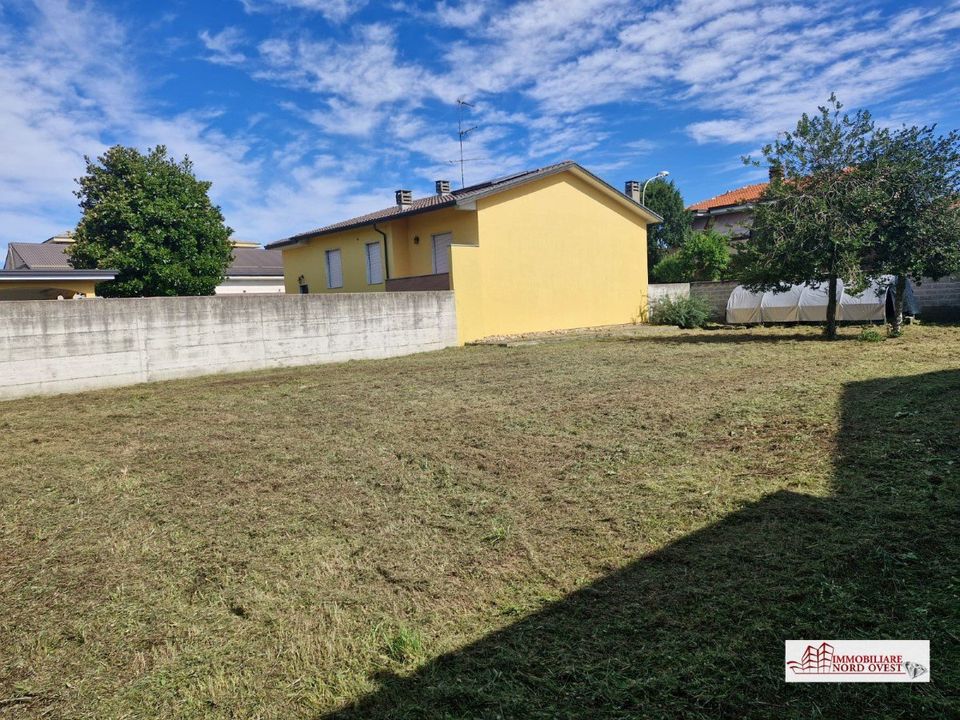 Helårsgrund i Busto Garolfo, Milan - foto 4