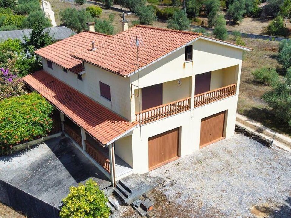 Casa de pueblo en Pombal, Leiria - foto 1