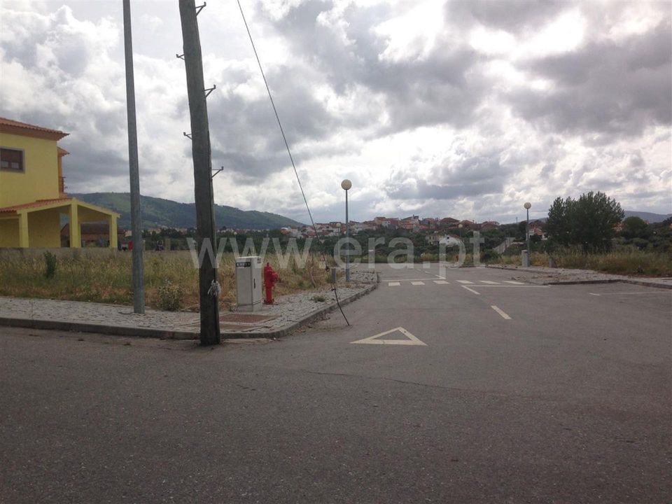 Helårsgrund i Fundao, Castelo Branco - foto 2