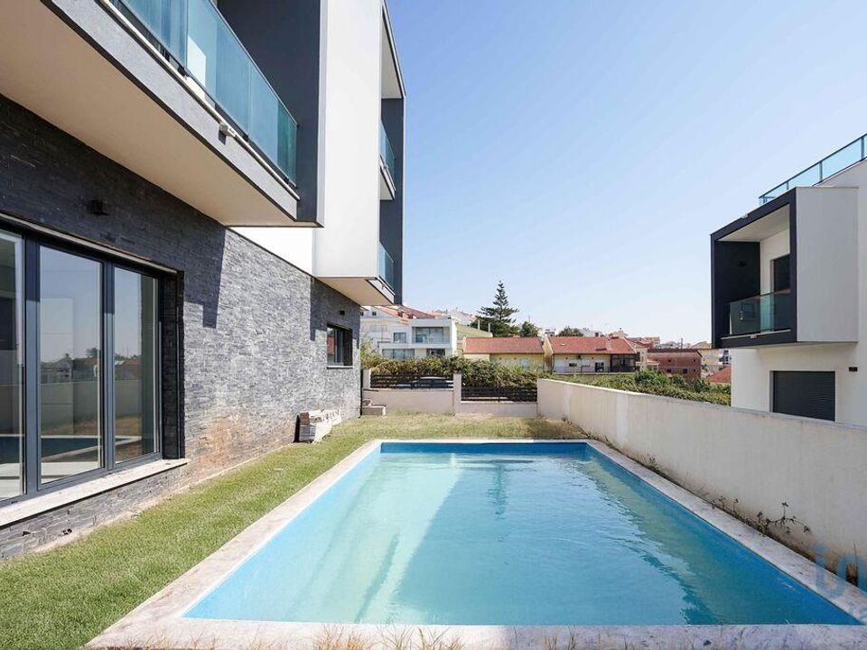 Casa de cidade em Odivelas, Lisbon - foto 1