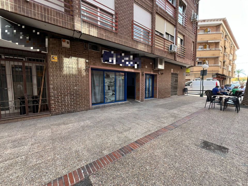 Erhvervsejendom i Alfaz del Pi, Alicante - foto 2