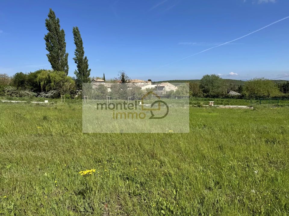Helårsgrund i Saint-Gervais-sur-Roubion, Drome - foto 1