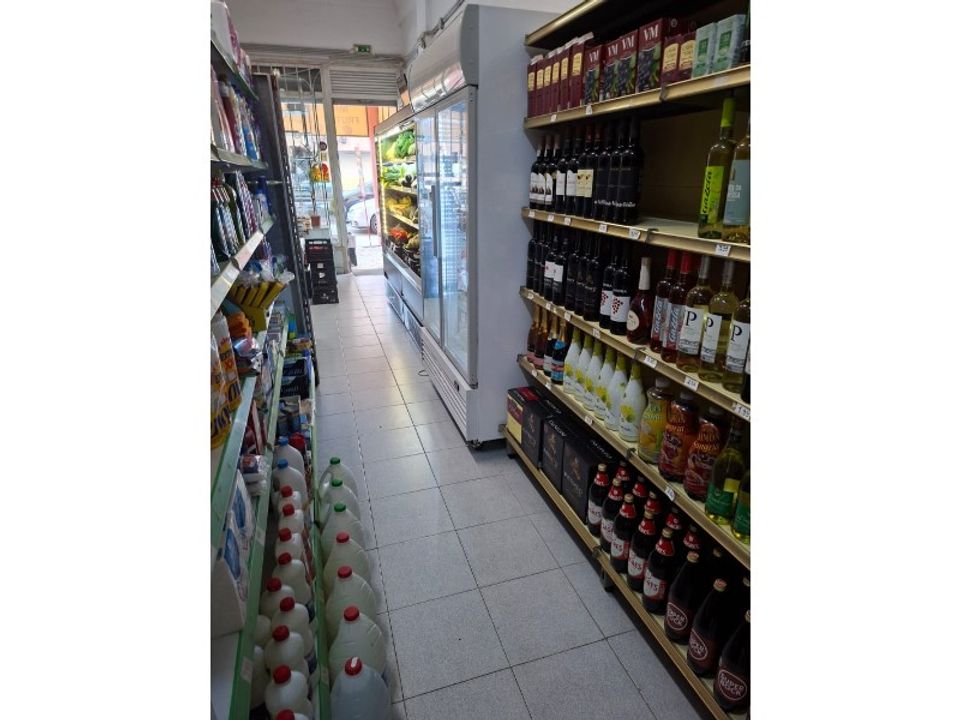 Erhvervsejendom i Odivelas, Lisbon - foto 3